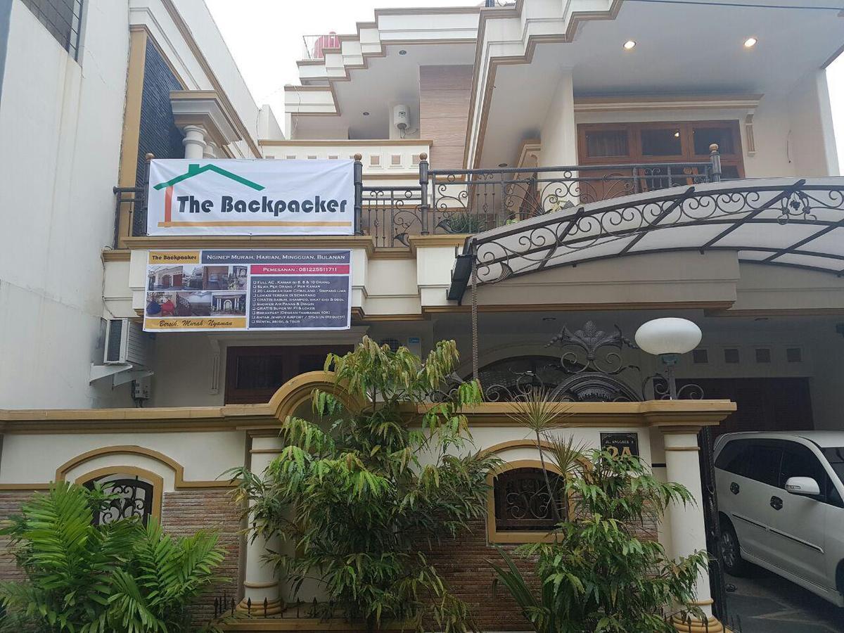 The Backpacker Semarang Hostel Εξωτερικό φωτογραφία