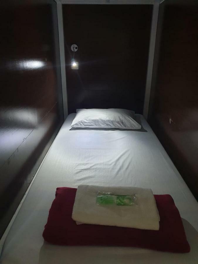 The Backpacker Semarang Hostel Εξωτερικό φωτογραφία